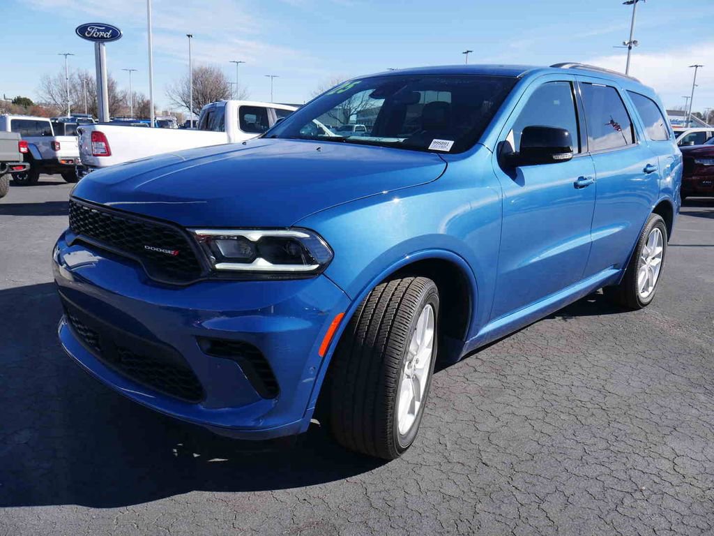 Certified 2025 Dodge Durango GT image 4