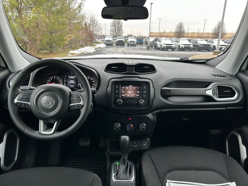 Used 2020 Jeep Renegade Sport w/ Sport Appearance Group image 9