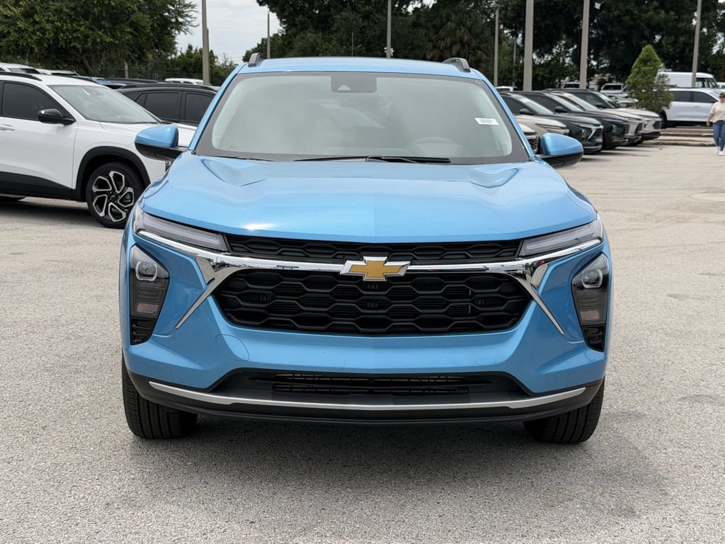 New 2026 Chevrolet Trax LT FWD image 3