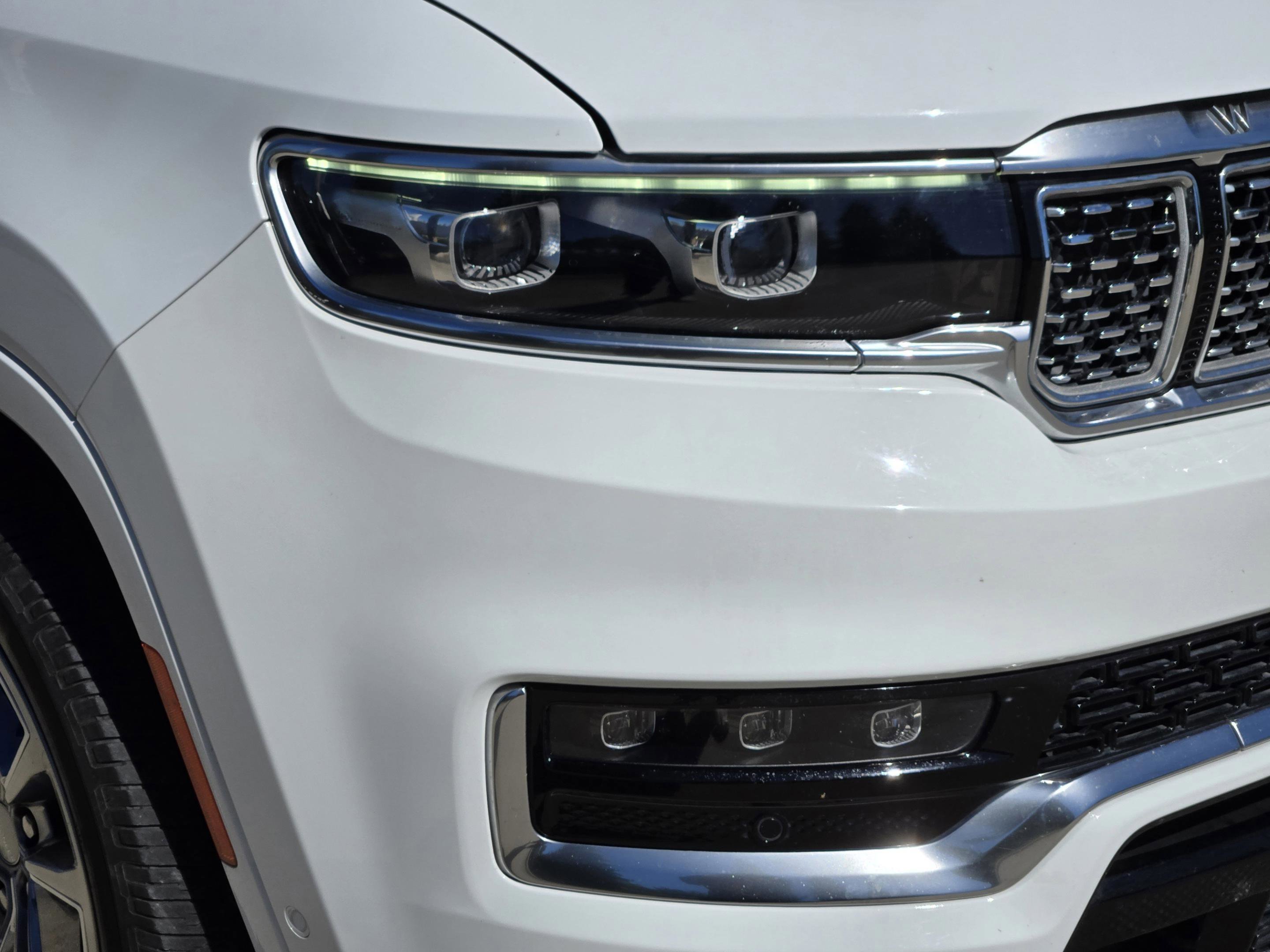 Used 2022 Jeep Grand Wagoneer Series II w/ Premium Group II AWD/4WD image 33