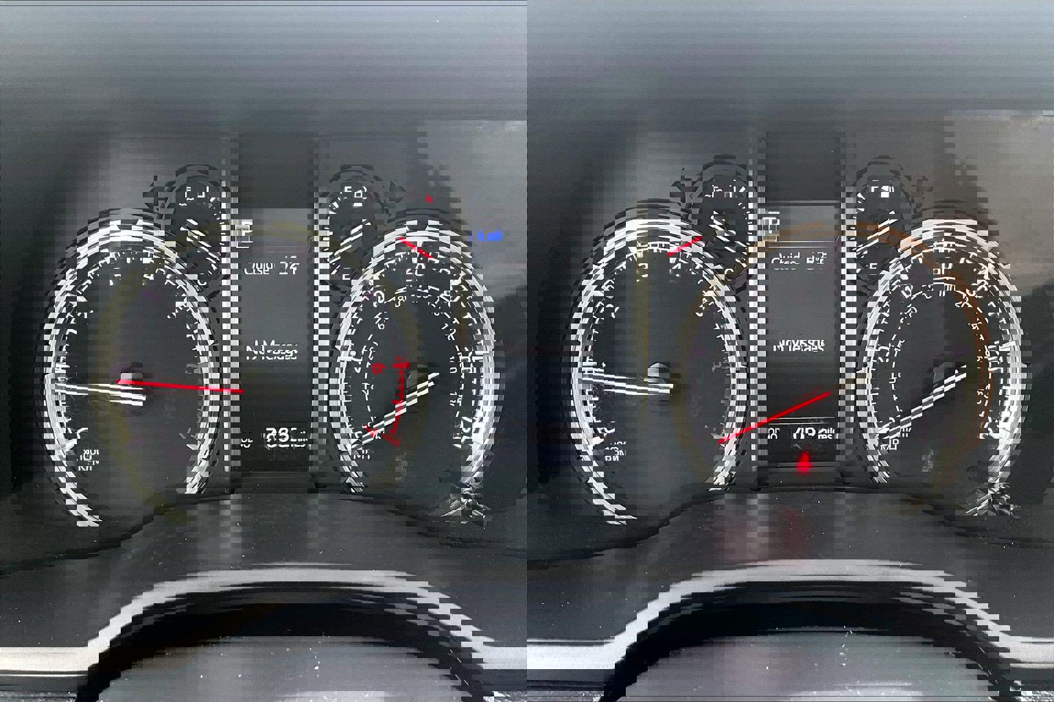 Used 2020 Toyota 4Runner Limited image 19