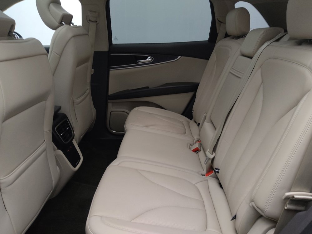 Used 2018 Lincoln MKX Reserve w/ Lincoln MKX Climate Package image 18