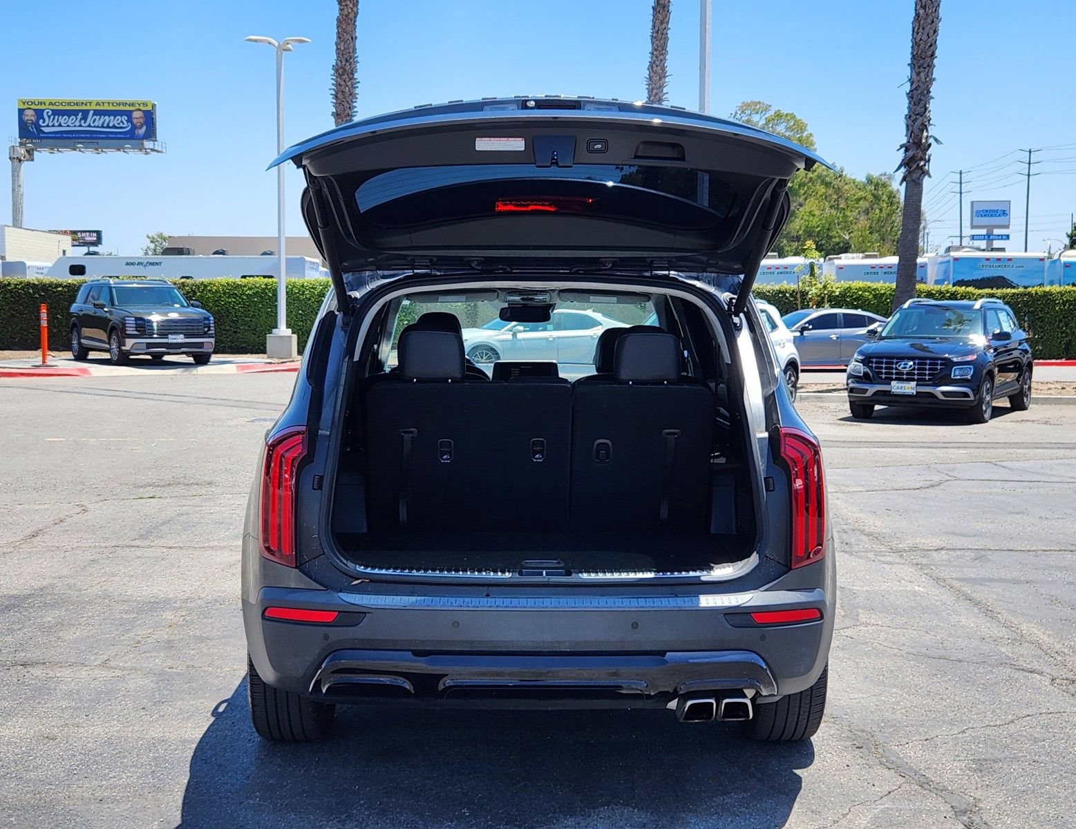 Used 2022 Kia Telluride SX w/ SX Prestige Package AWD/4WD image 14