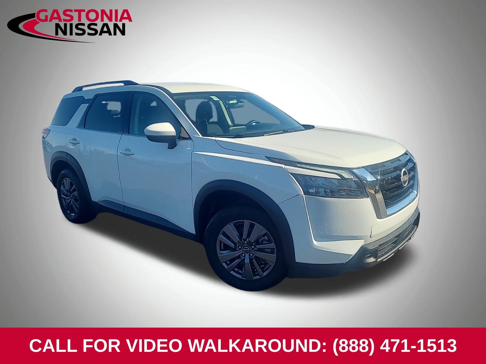 Used 2024 Nissan Pathfinder SV