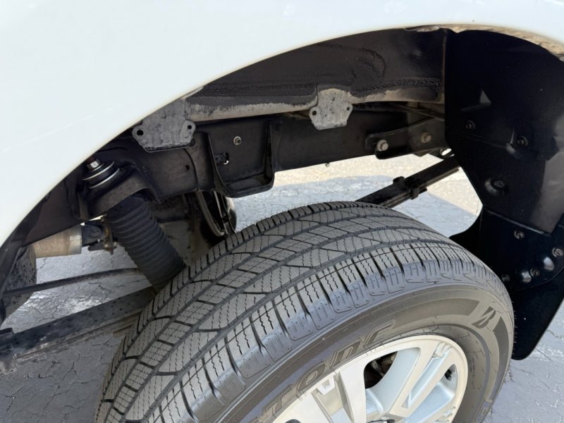 Used 2013 Toyota Tundra 2WD CrewMax w/ Tow Pkg image 15