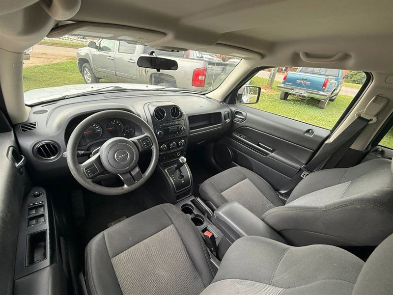 Used 2013 Jeep Patriot Sport w/ PWR Value Group FWD image 13