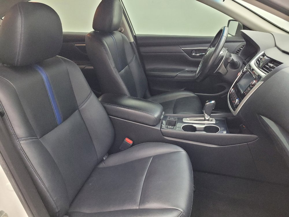 Used 2018 Nissan Altima 2.5 SR w/ SR Midnight Edition FWD image 21