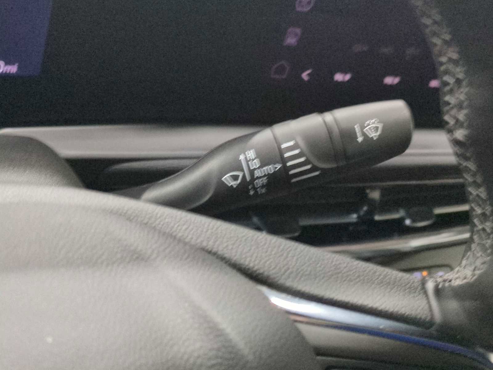 Used 2025 Buick Envista Avenir image 25