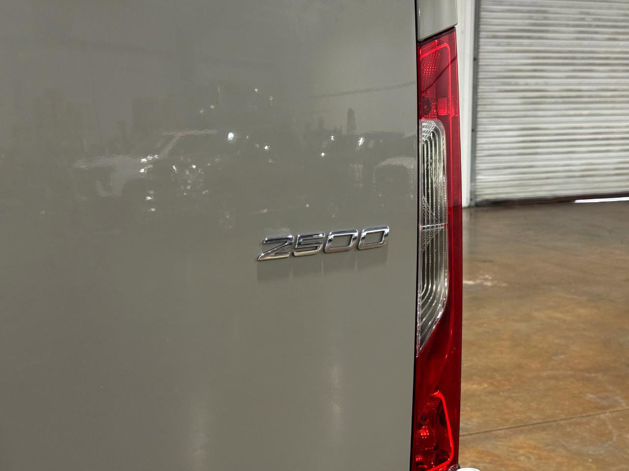 Used 2021 Mercedes-Benz Sprinter 2500 image 39