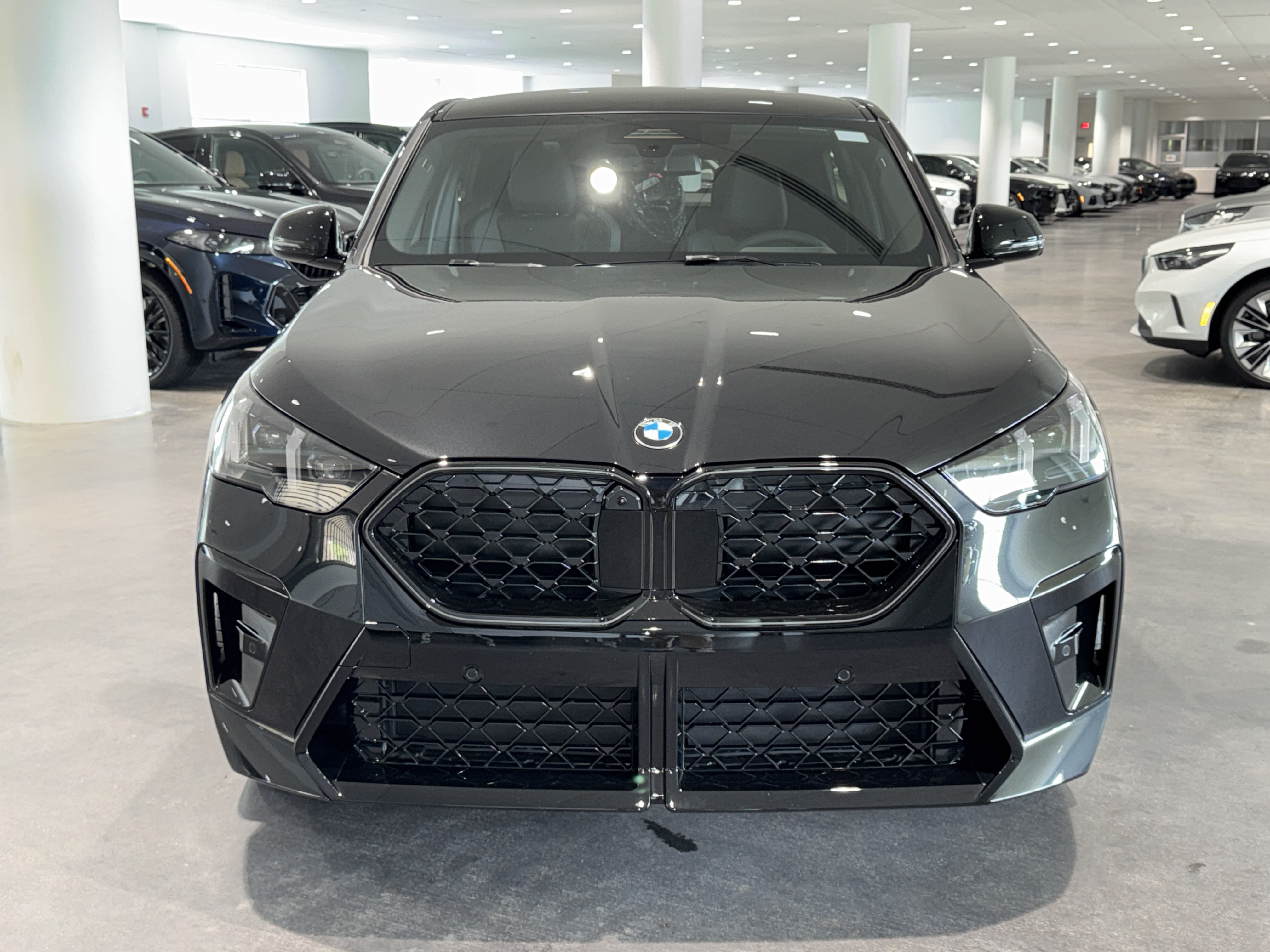 New 2026 BMW X2 xDrive28i w/ Technology Package AWD/4WD image 2