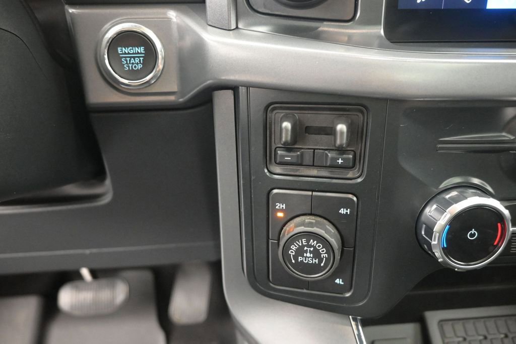 Used 2025 Ford F150 XLT w/ Equipment Group 303A High AWD/4WD image 25