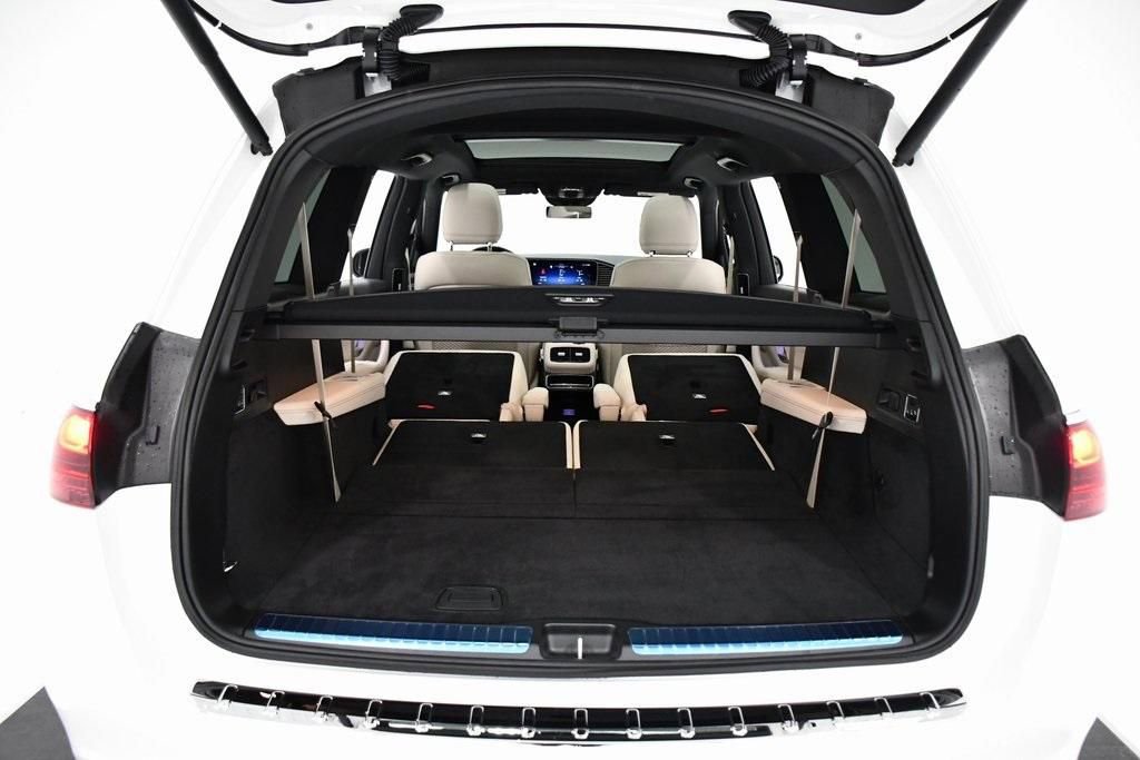 Used 2025 Mercedes-Benz GLS 450 4MATIC image 18