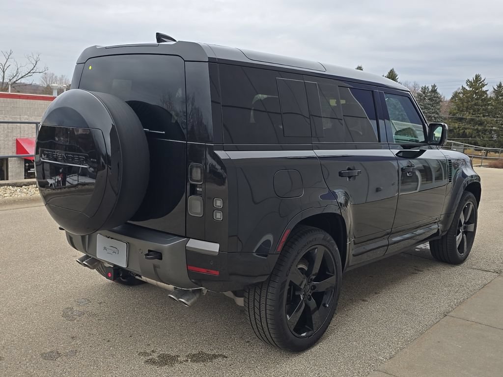 New 2026 Land Rover Defender 110 V8 AWD/4WD image 5