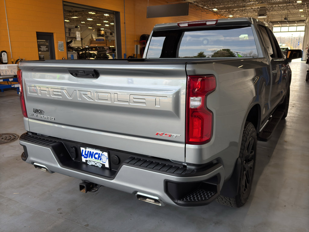 Used 2025 Chevrolet Silverado 1500 RST w/ Z71 Off-Road Package AWD/4WD image 5