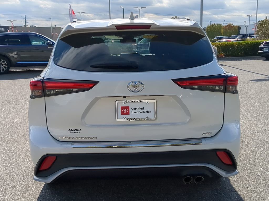 Used 2021 Toyota Highlander XSE image 14