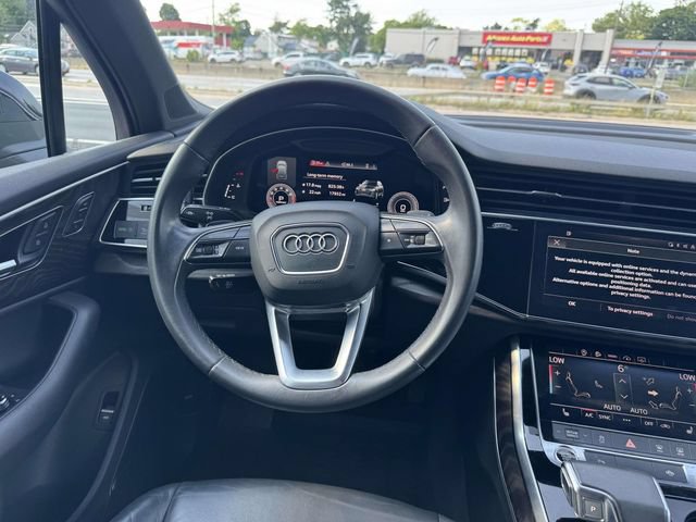 Used 2021 Audi Q7 3.0T Premium Plus w/ Premium Plus Package AWD/4WD image 13