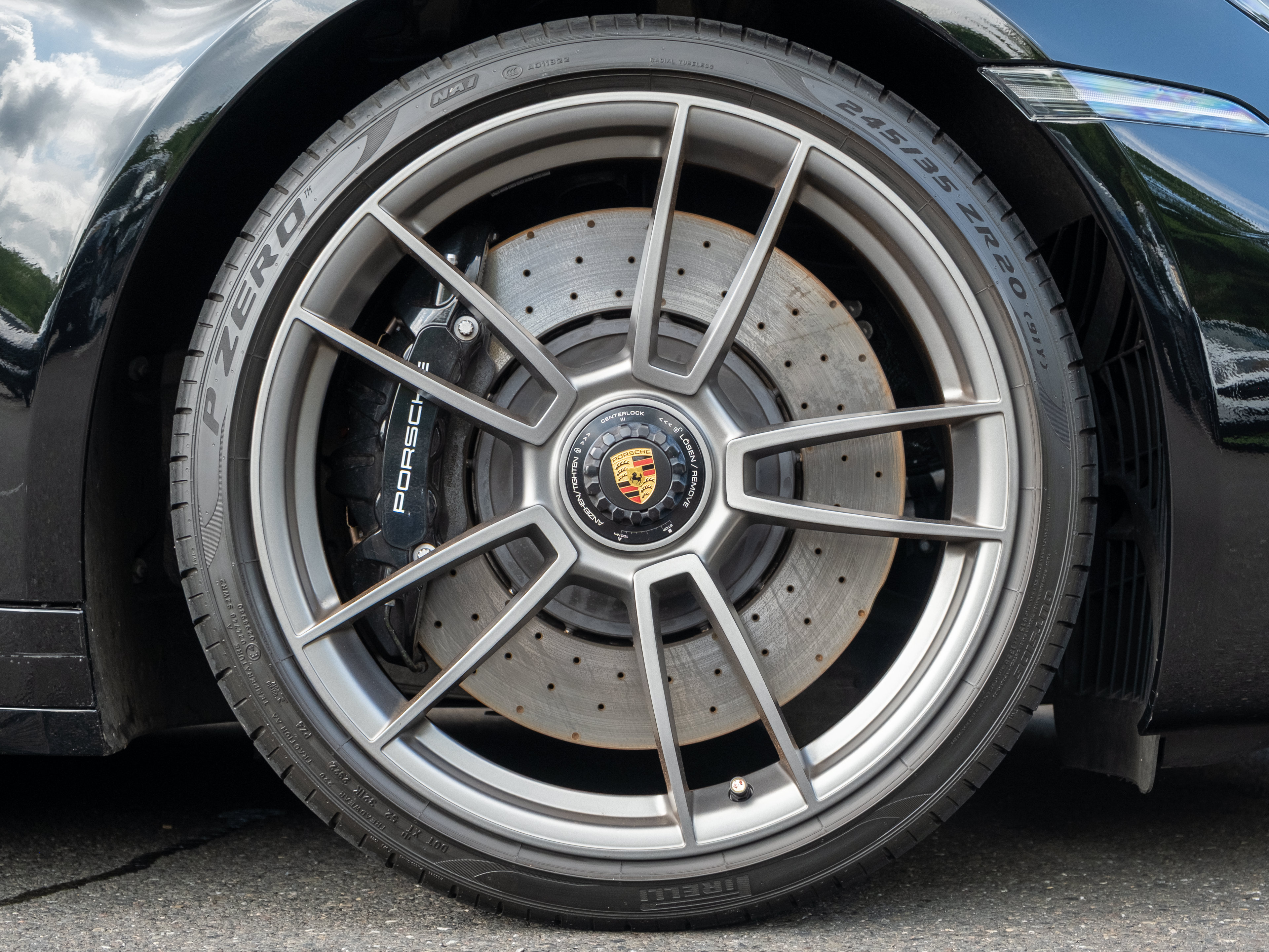 Certified 2022 Porsche 911 Targa 4 GTS AWD/4WD image 12
