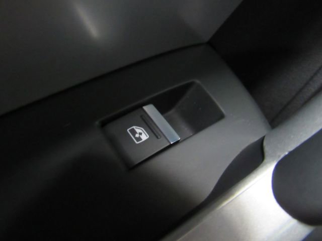 Used 2022 Audi Q3 2.0T Premium Plus w/ Premium Plus Package AWD/4WD image 33