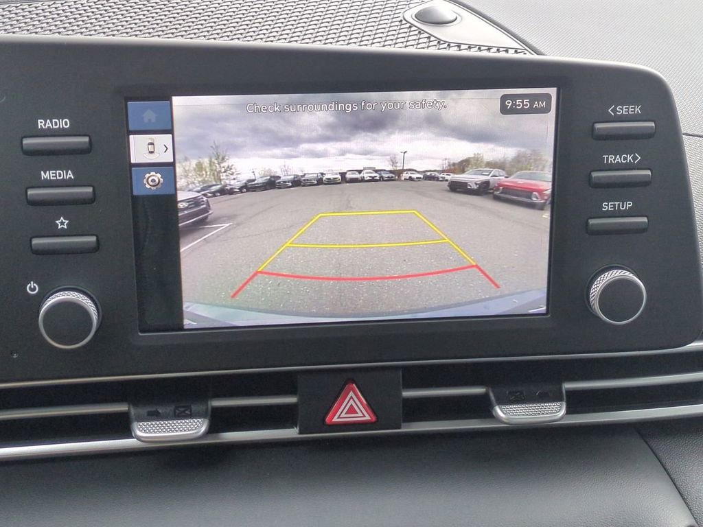 New 2026 Hyundai Elantra SE FWD image 19