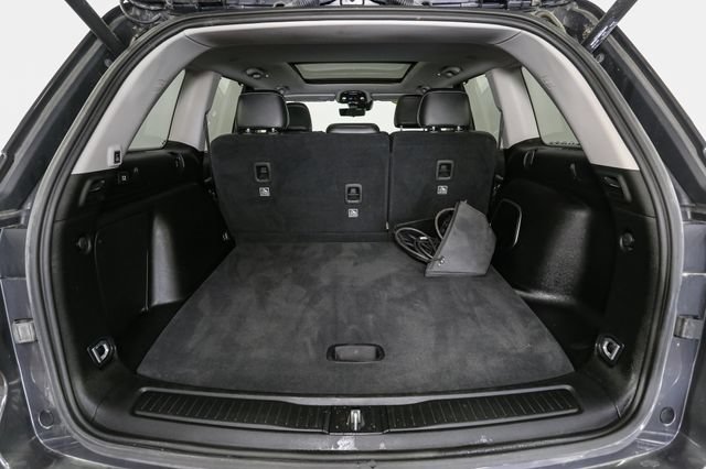Used 2023 Jeep Grand Cherokee 4WD 4xe image 11