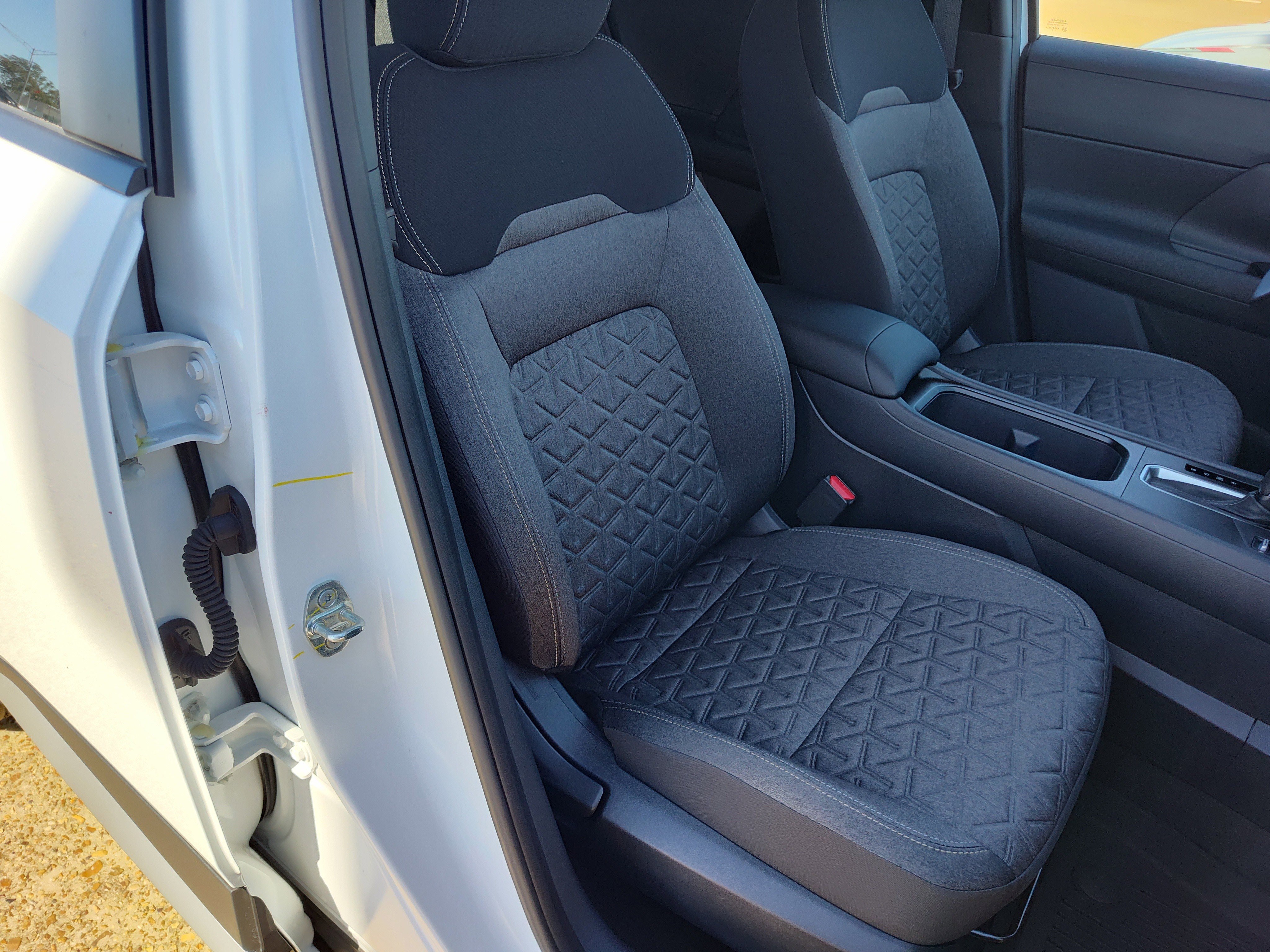 New 2026 Nissan Kicks SV w/ SV Premium Package image 12