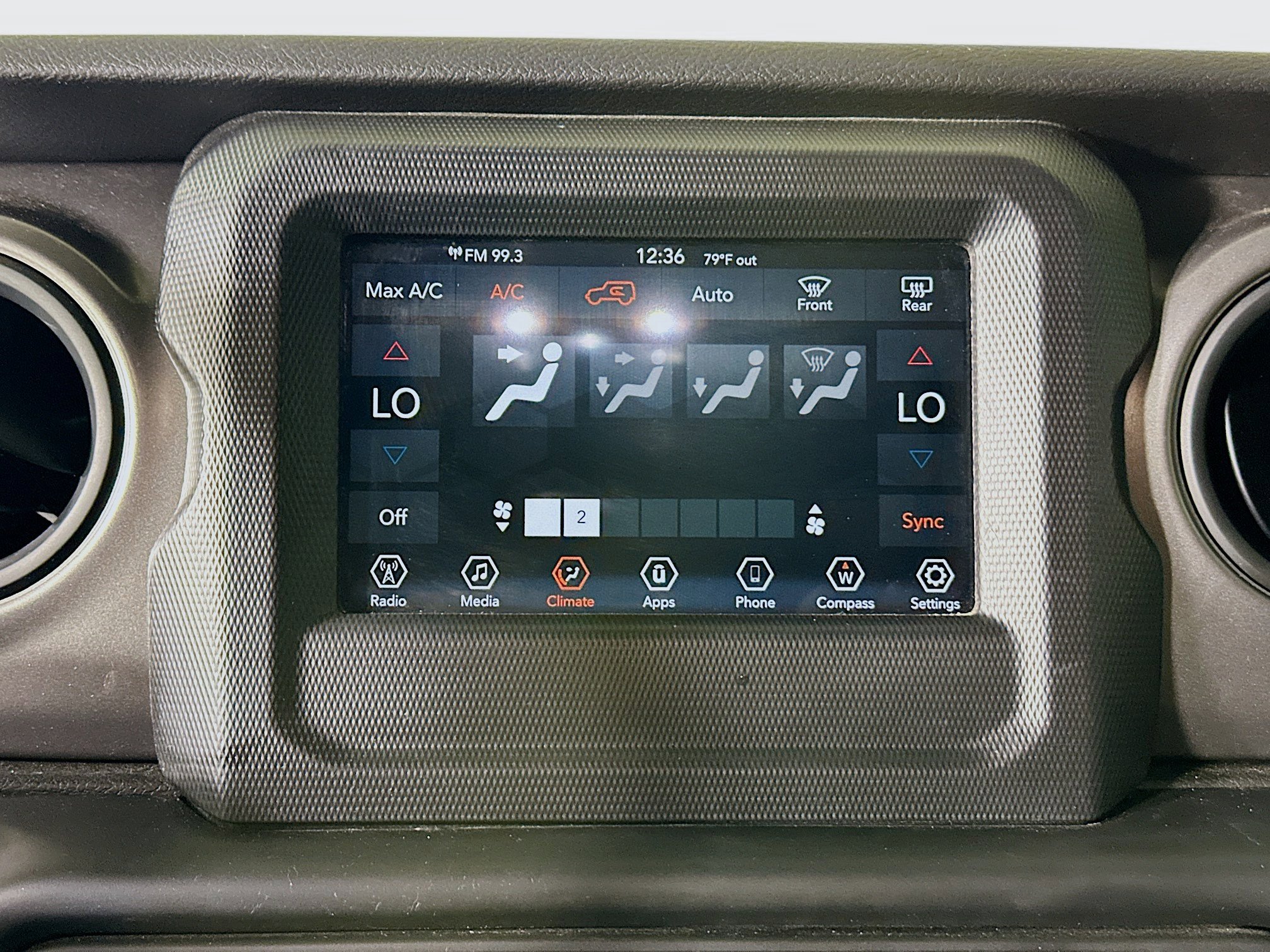 Used 2023 Jeep Wrangler Unlimited image 22