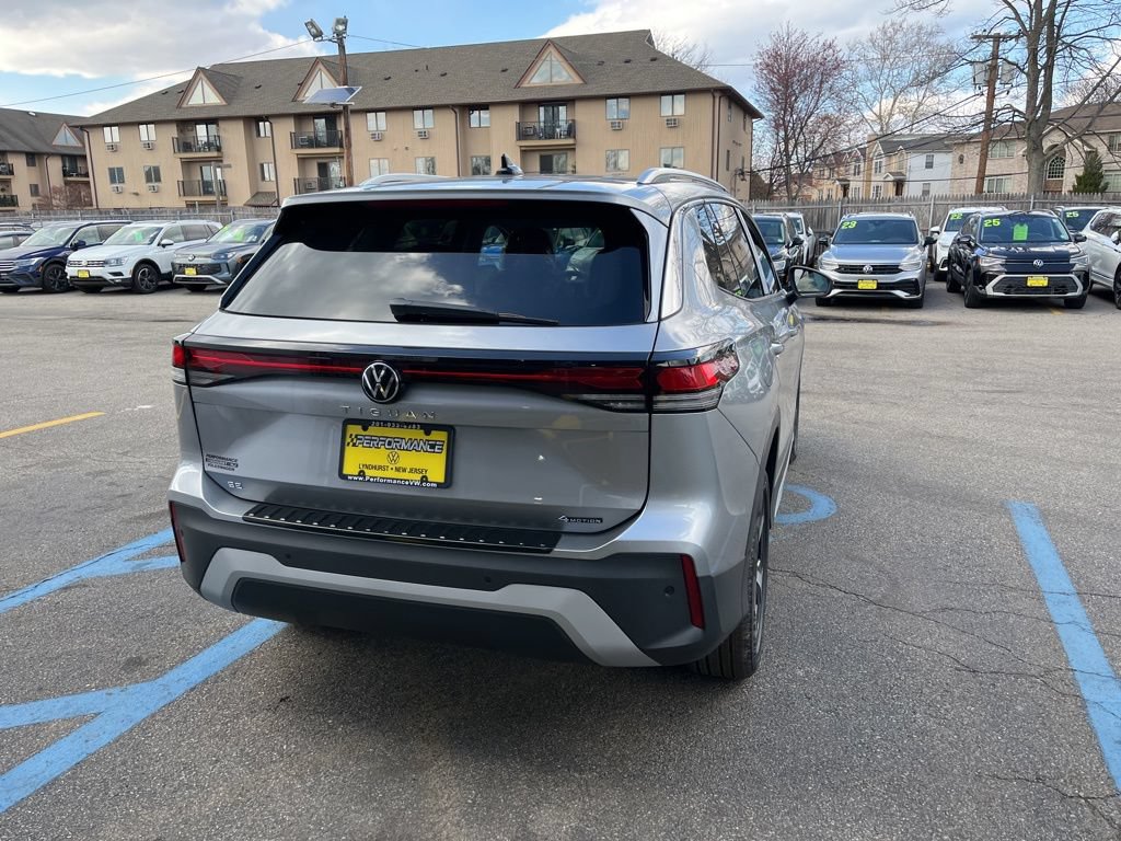 New 2026 Volkswagen Tiguan SE AWD/4WD image 7