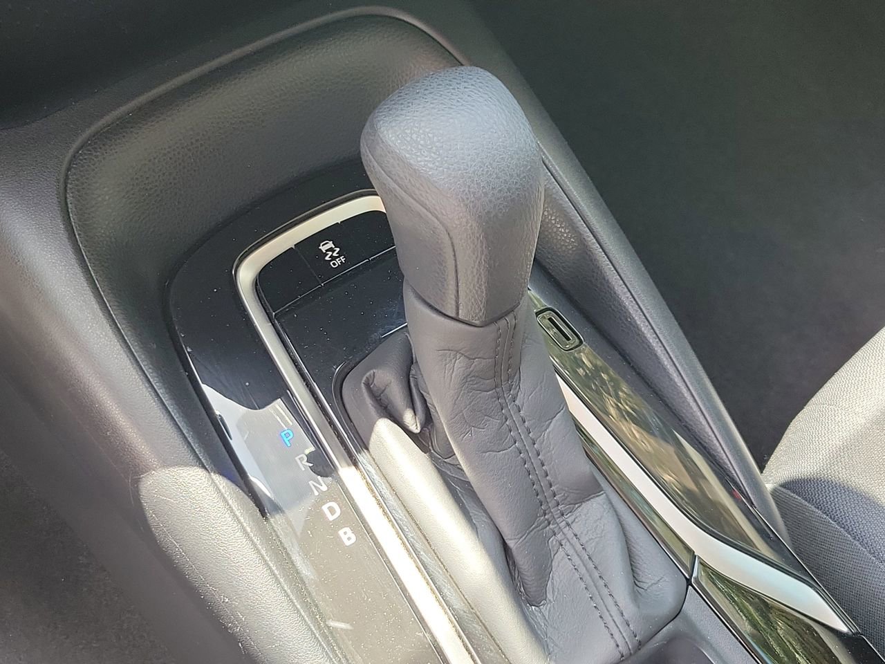 Used 2021 Toyota Corolla LE FWD image 27