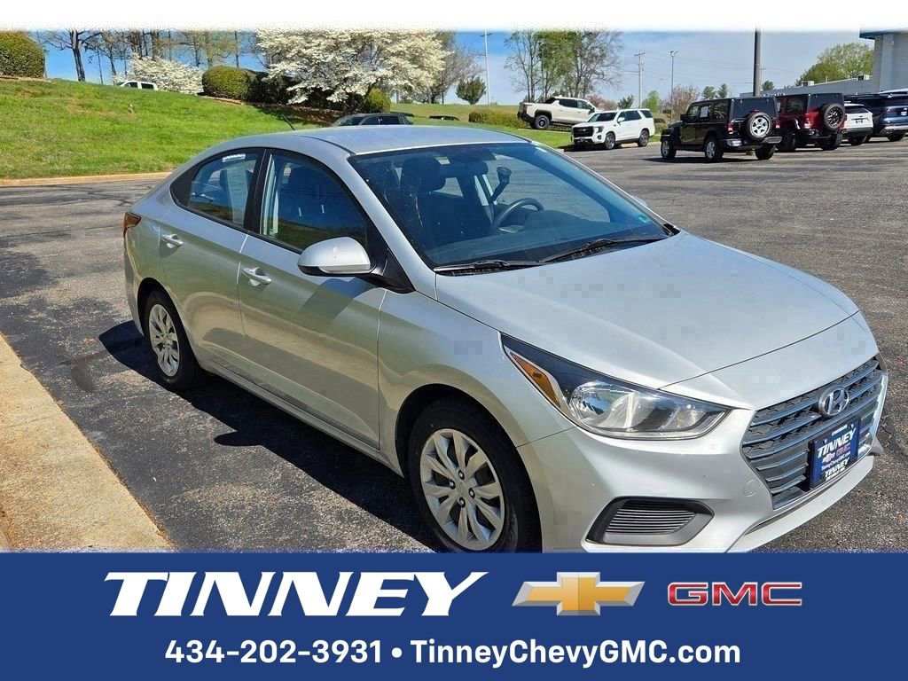Used 2021 Hyundai Accent SE FWD image 1