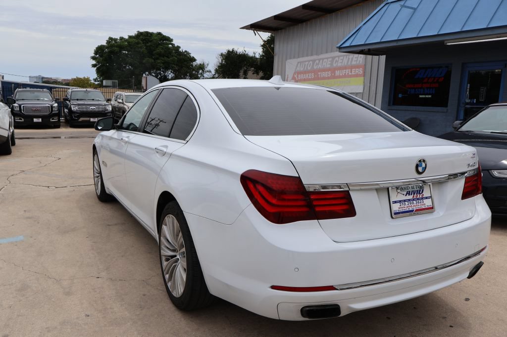 Used 2015 BMW 740i RWD image 6