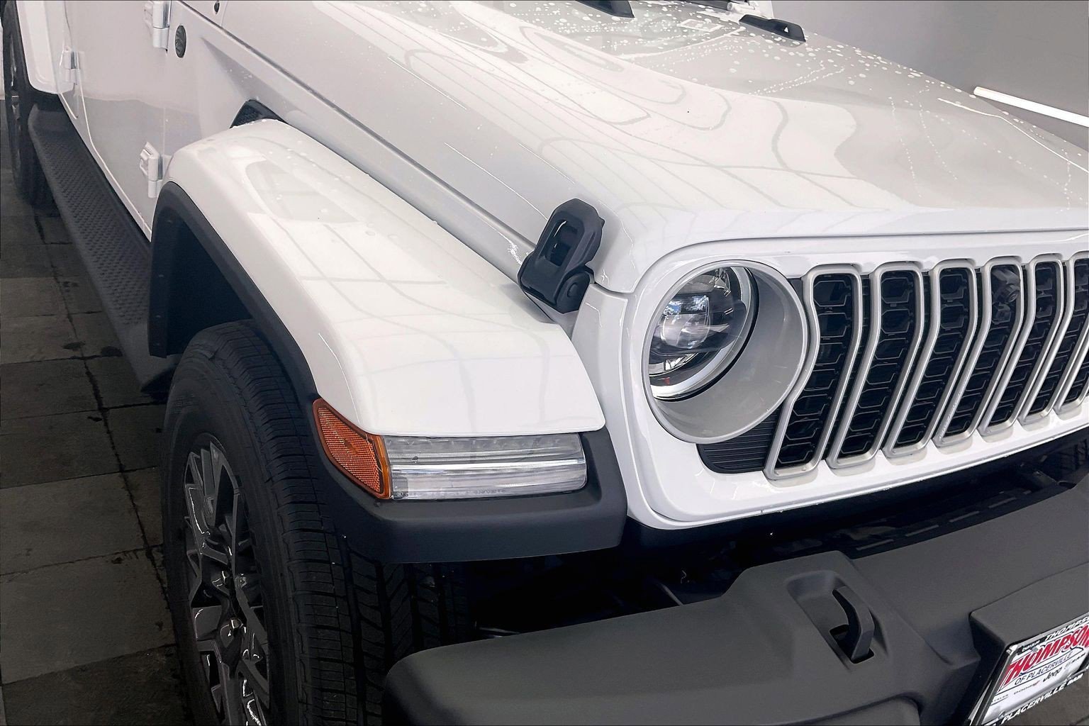 New 2026 Jeep Wrangler Sahara AWD/4WD image 15