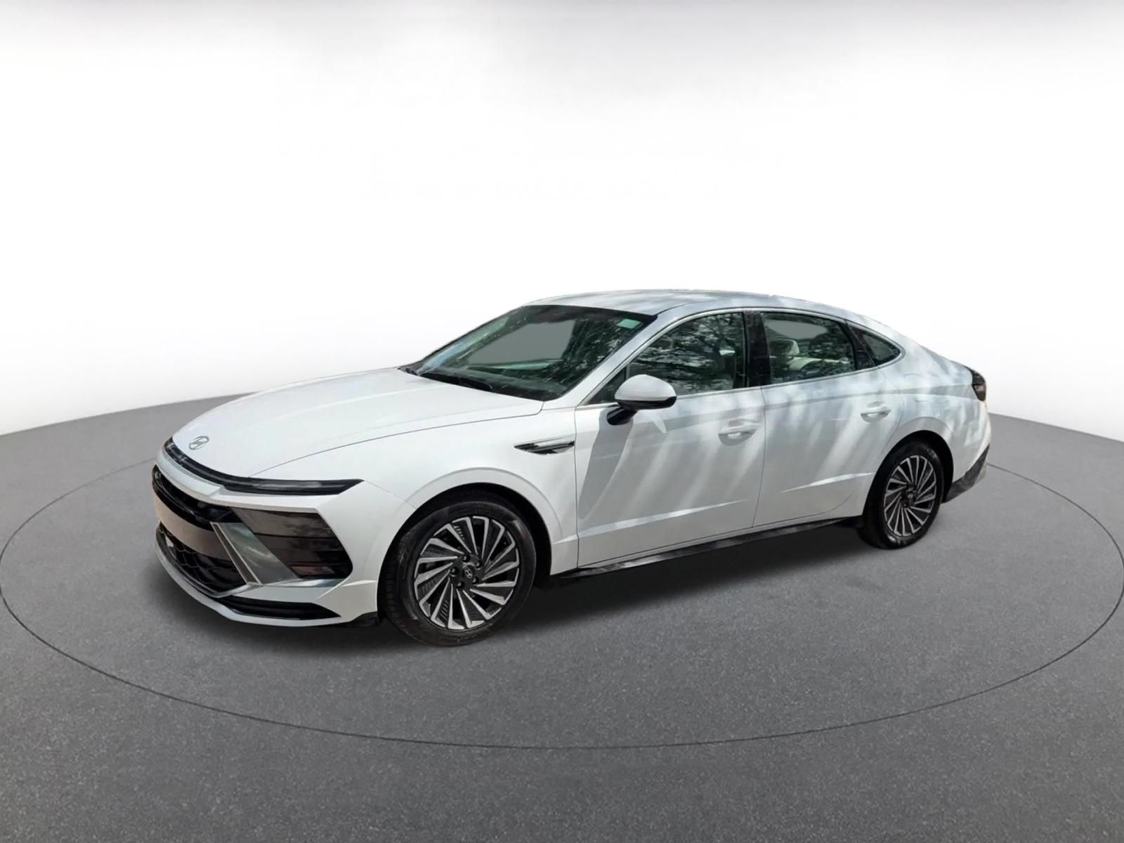 Used 2025 Hyundai Sonata SEL FWD image 8