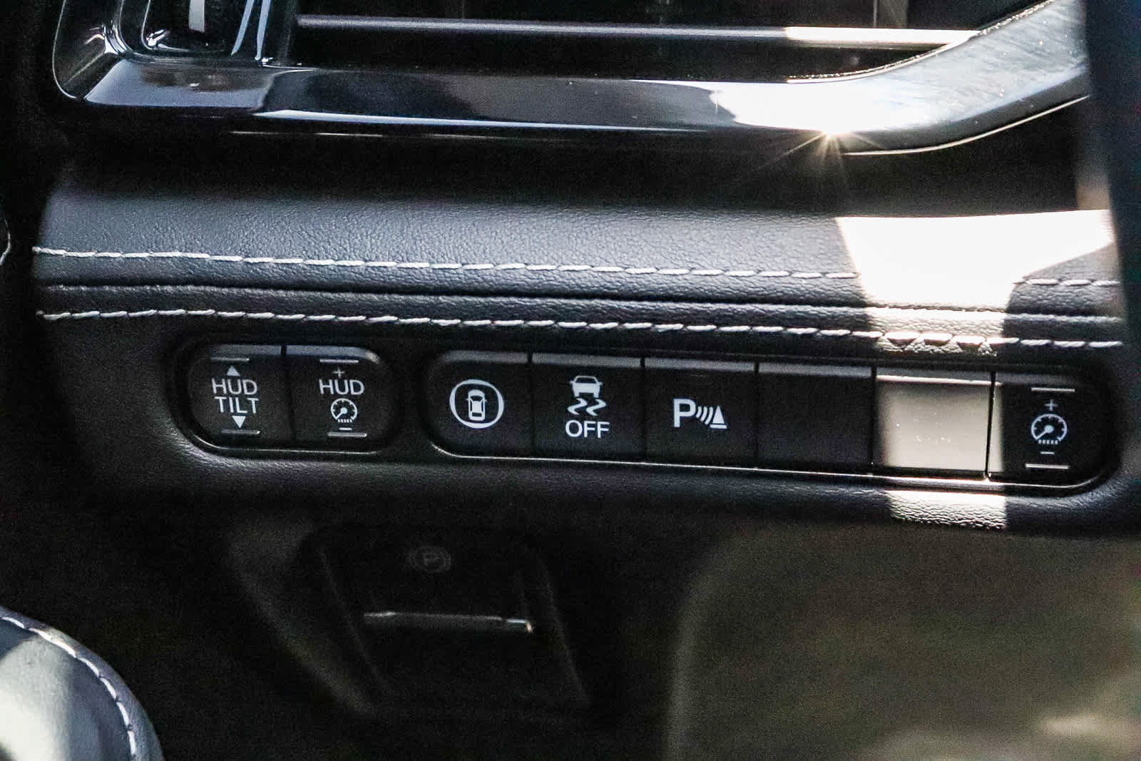 Used 2023 Acura MDX SH-AWD w/ Advance Package image 36
