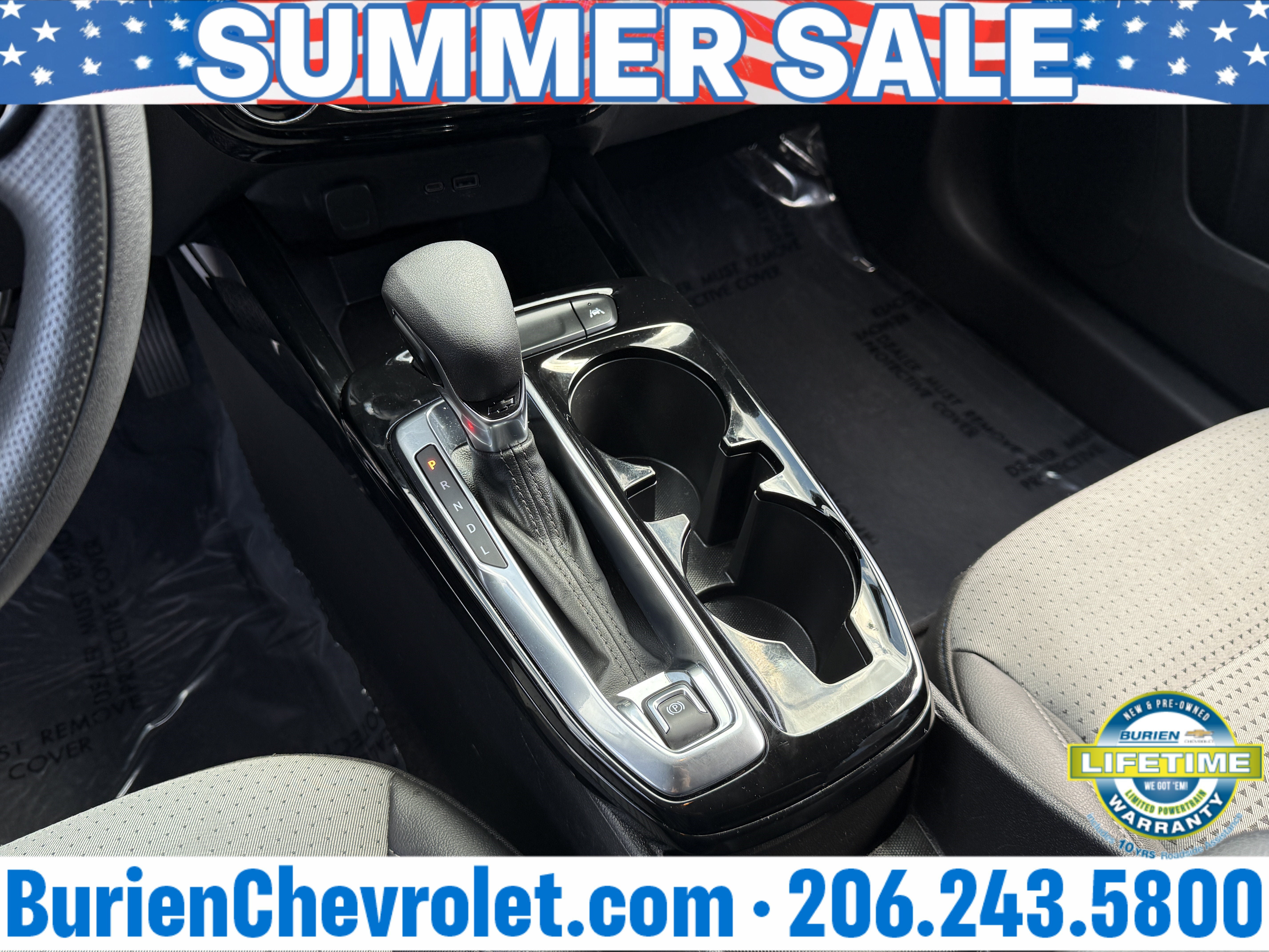 Used 2025 Chevrolet Trax LT FWD image 17