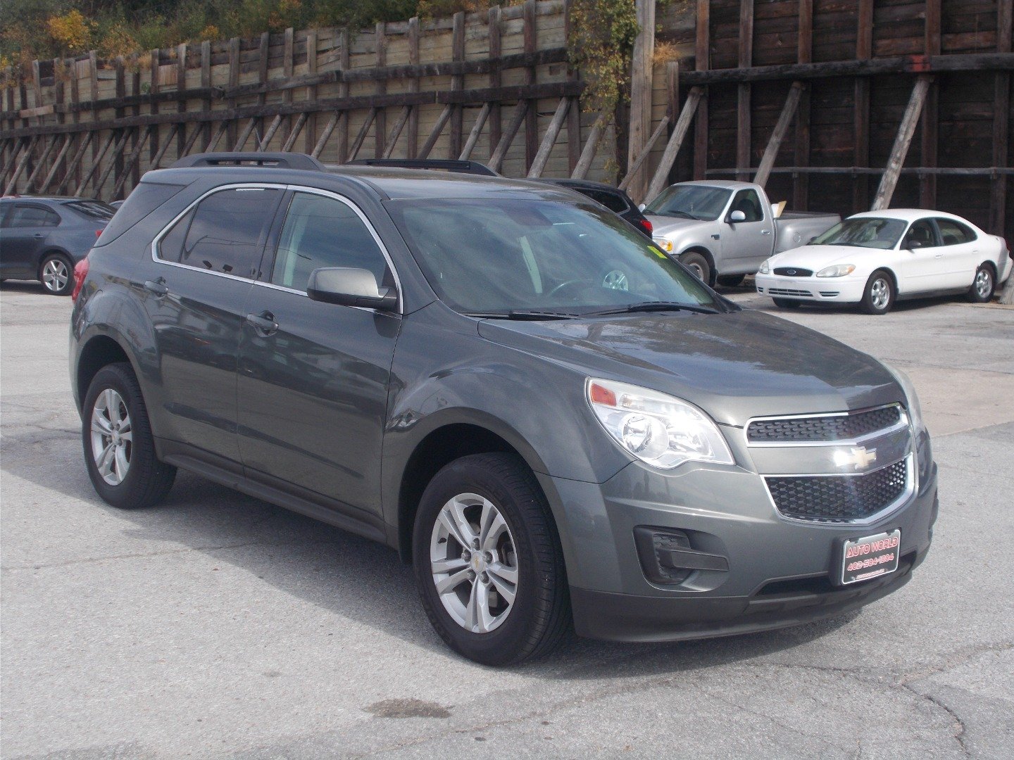 Used 2013 Chevrolet Equinox LT w/ Driver Convenience Package AWD/4WD image 3