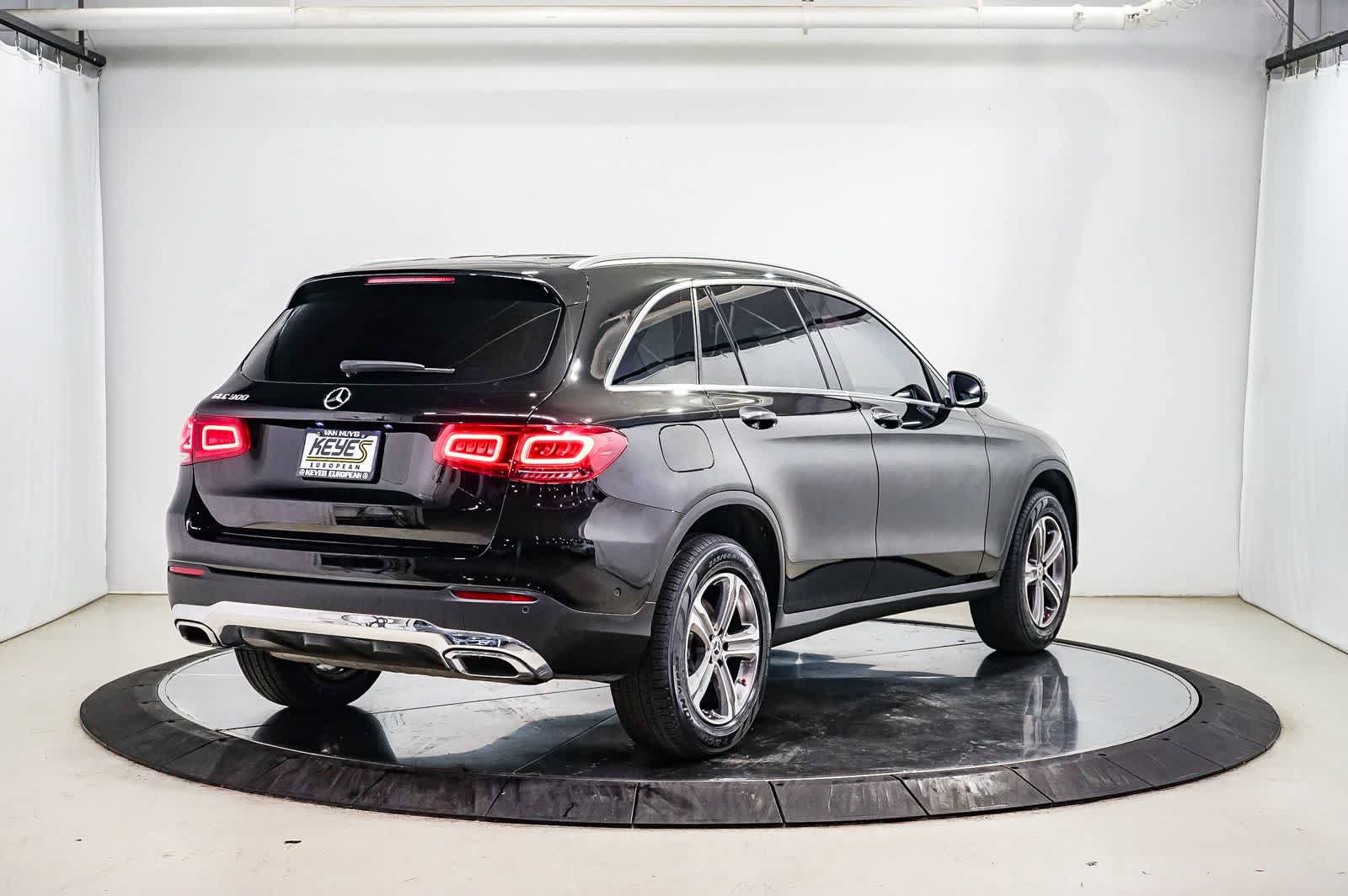 Certified 2022 Mercedes-Benz GLC 300 image 4