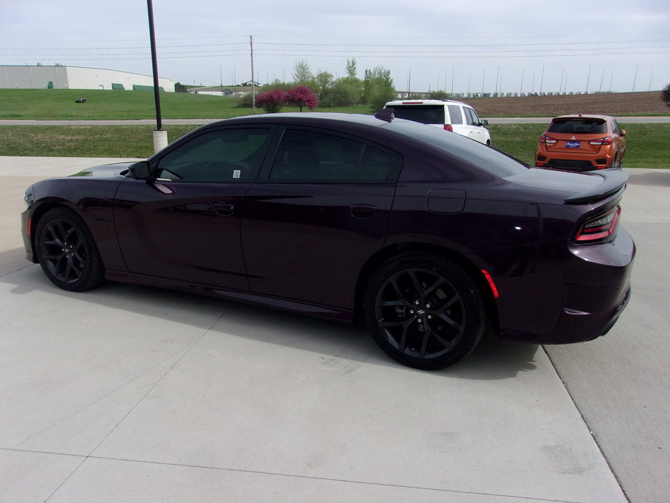 Used 2022 Dodge Charger R/T w/ Blacktop Package image 5