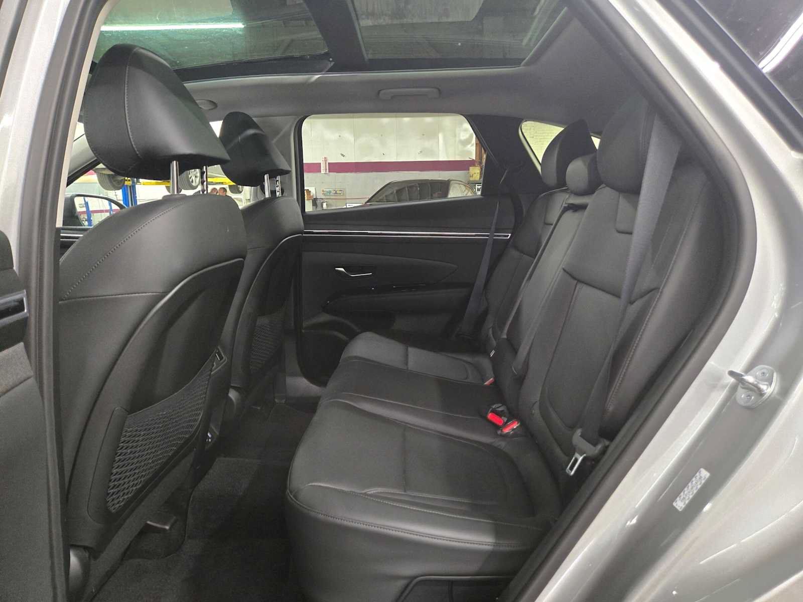 Used 2023 Hyundai Tucson SEL w/ Cargo Package AWD/4WD image 16