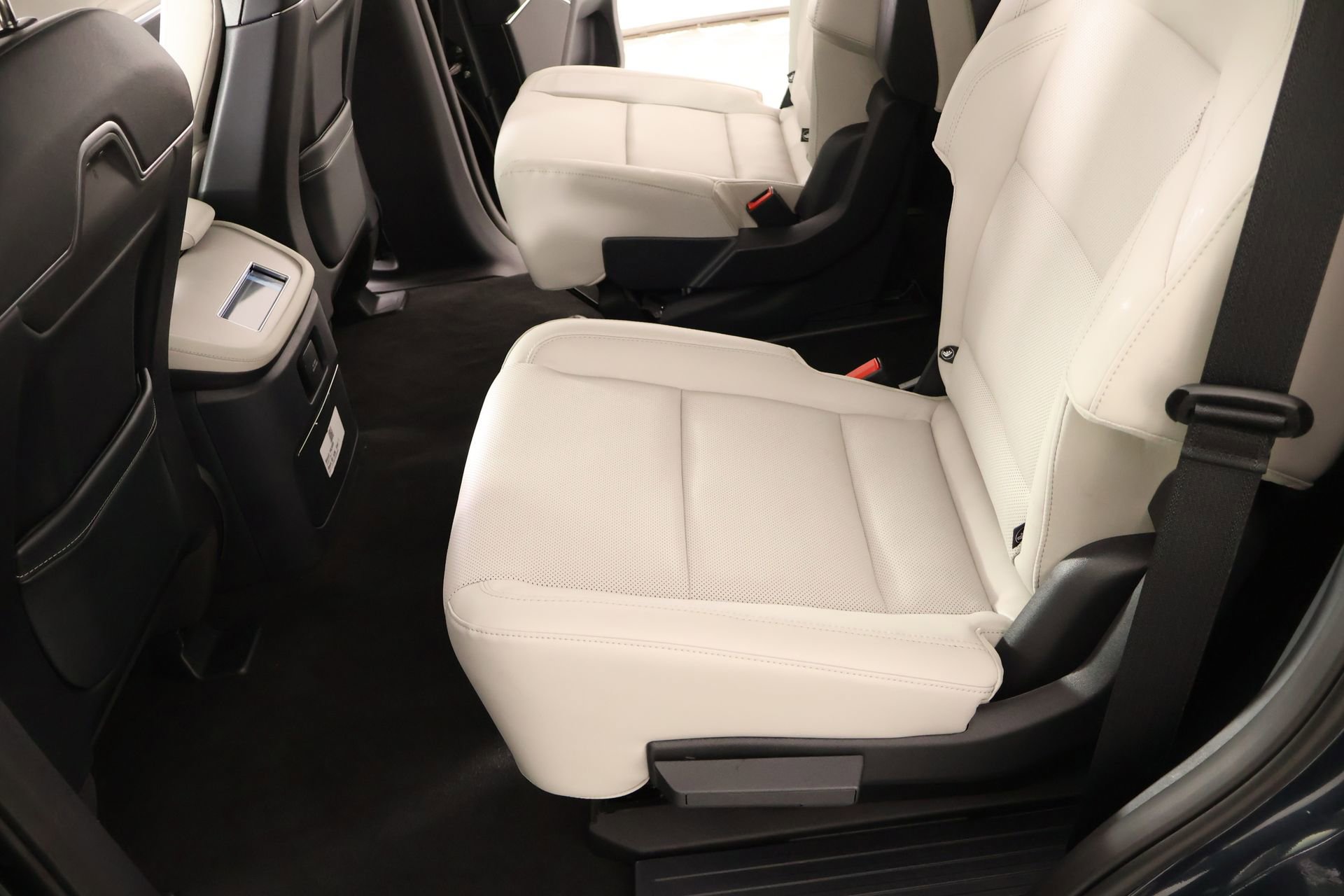 New 2026 Lincoln Navigator Premiere AWD/4WD image 12