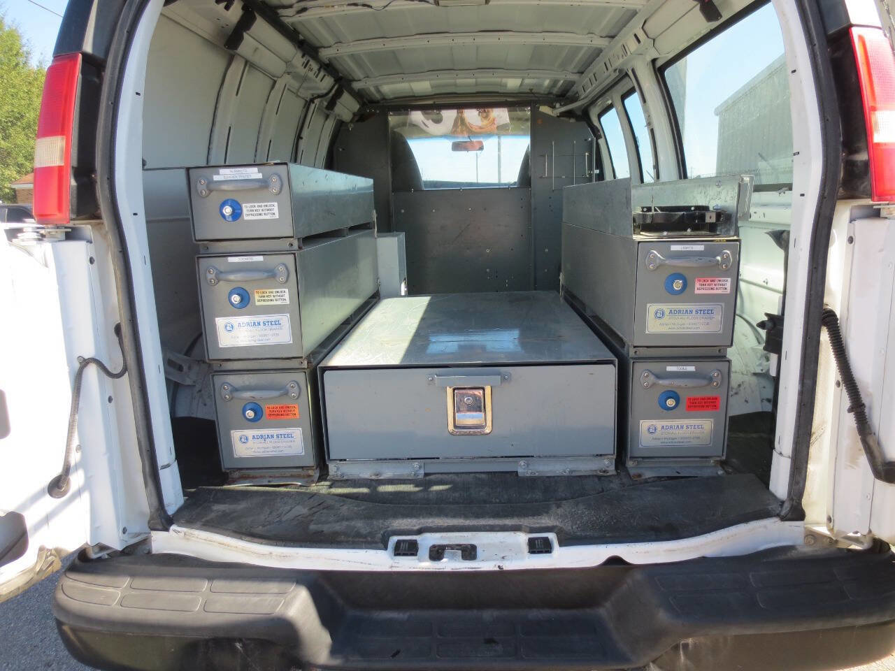 Used 2013 Chevrolet Express 2500 image 6