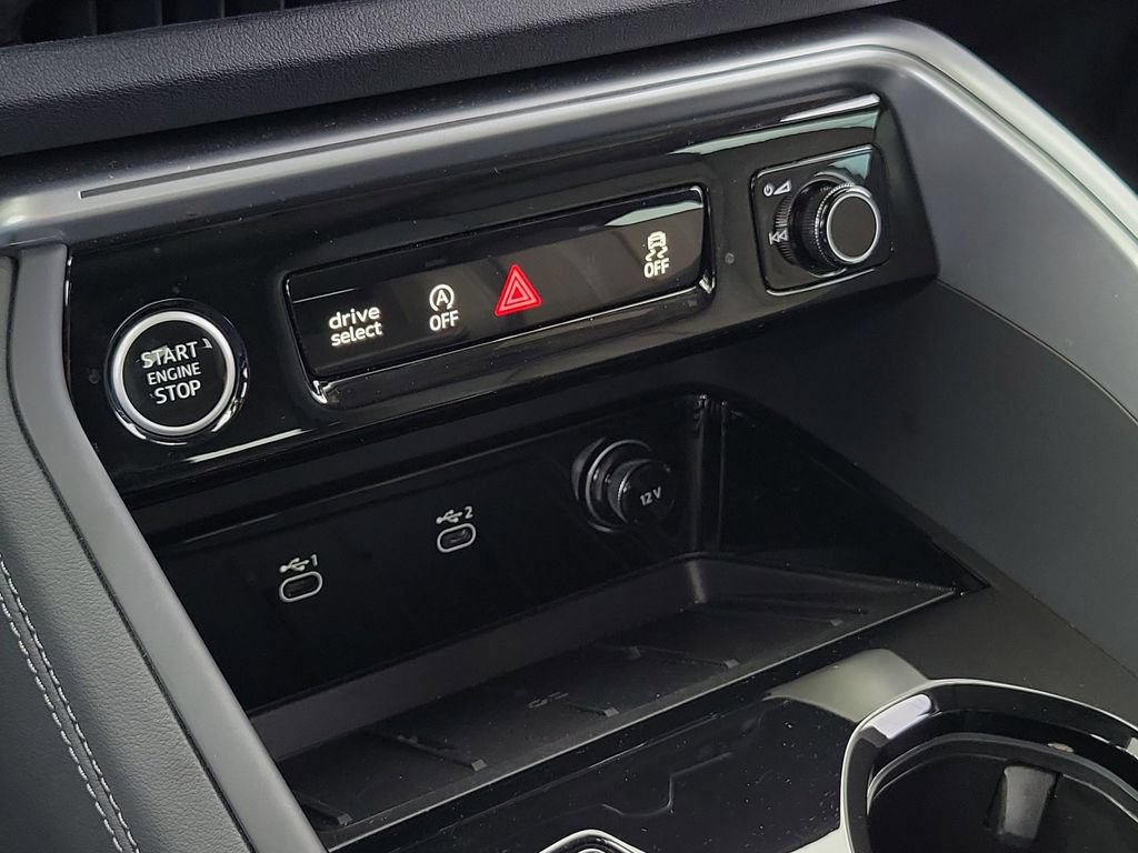 Certified 2025 Audi Q5 Premium w/ Premium Plus AWD/4WD image 14