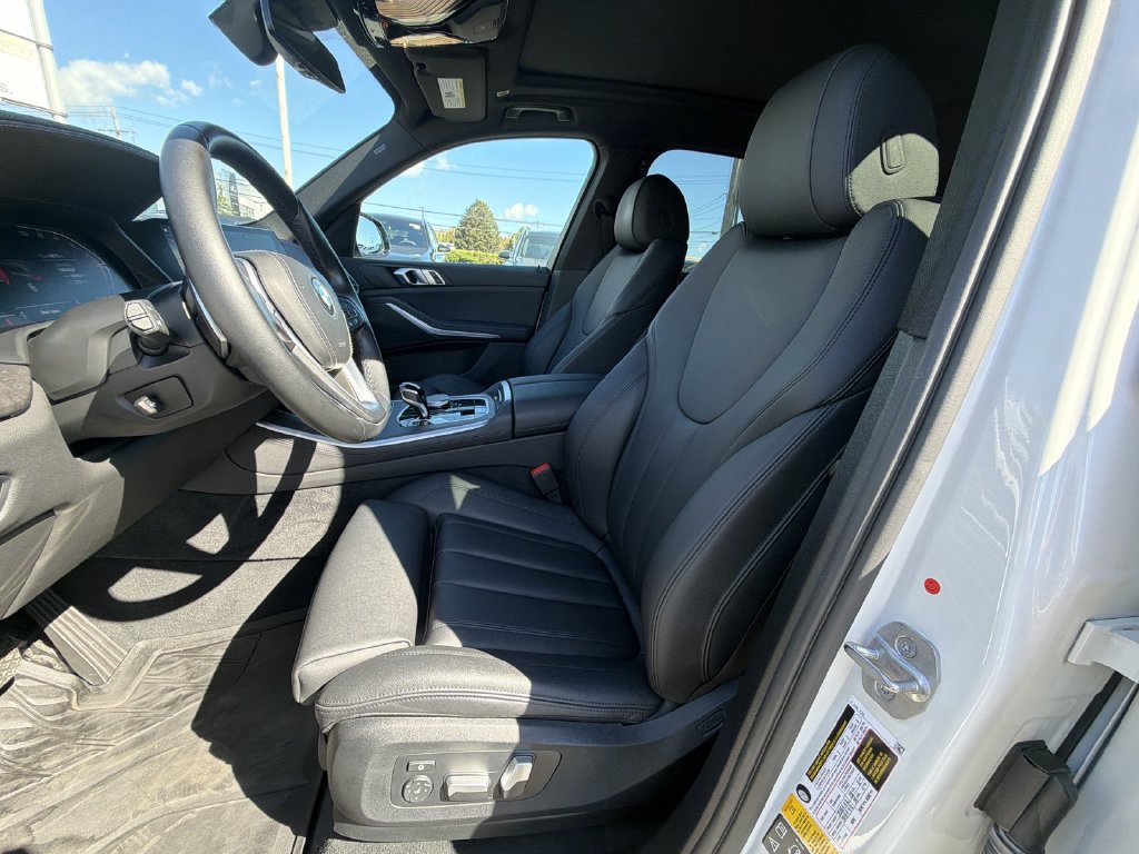 Used 2022 BMW X5 xDrive40i AWD/4WD image 19