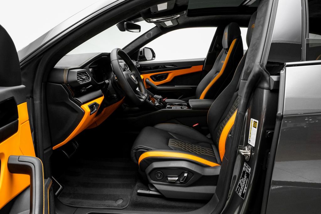 Used 2024 Lamborghini Urus S AWD/4WD image 8