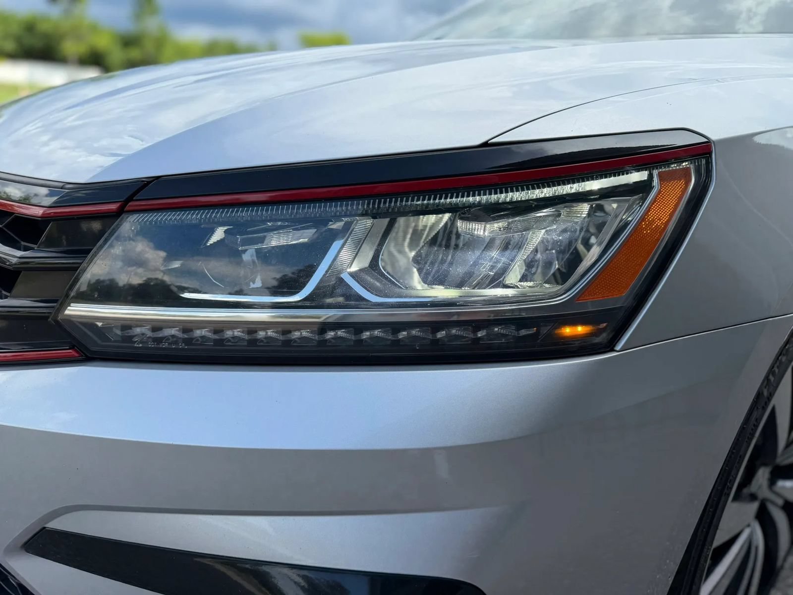 Used 2018 Volkswagen Passat 3.6 FWD image 22