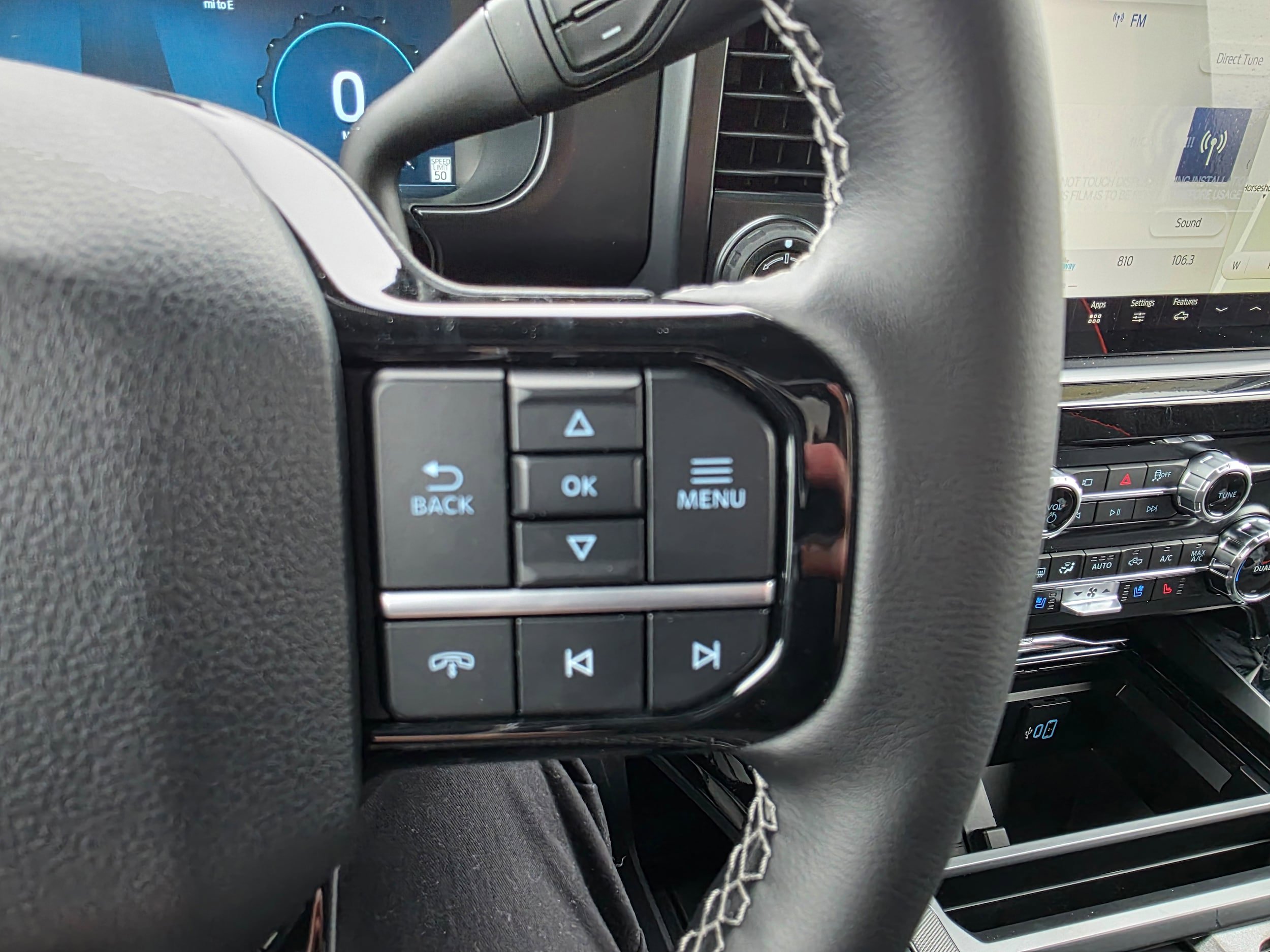 New 2026 Ford F250 Lariat w/ Black Appearance Package image 17