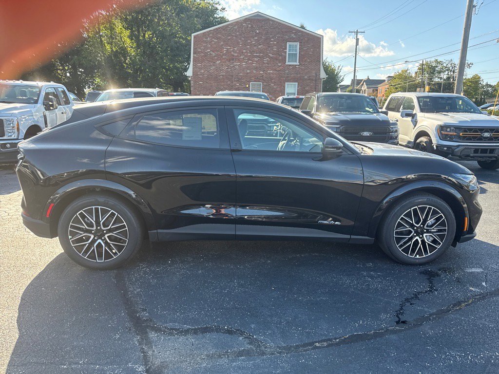 New 2025 Ford Mustang Mach-E Premium image 6