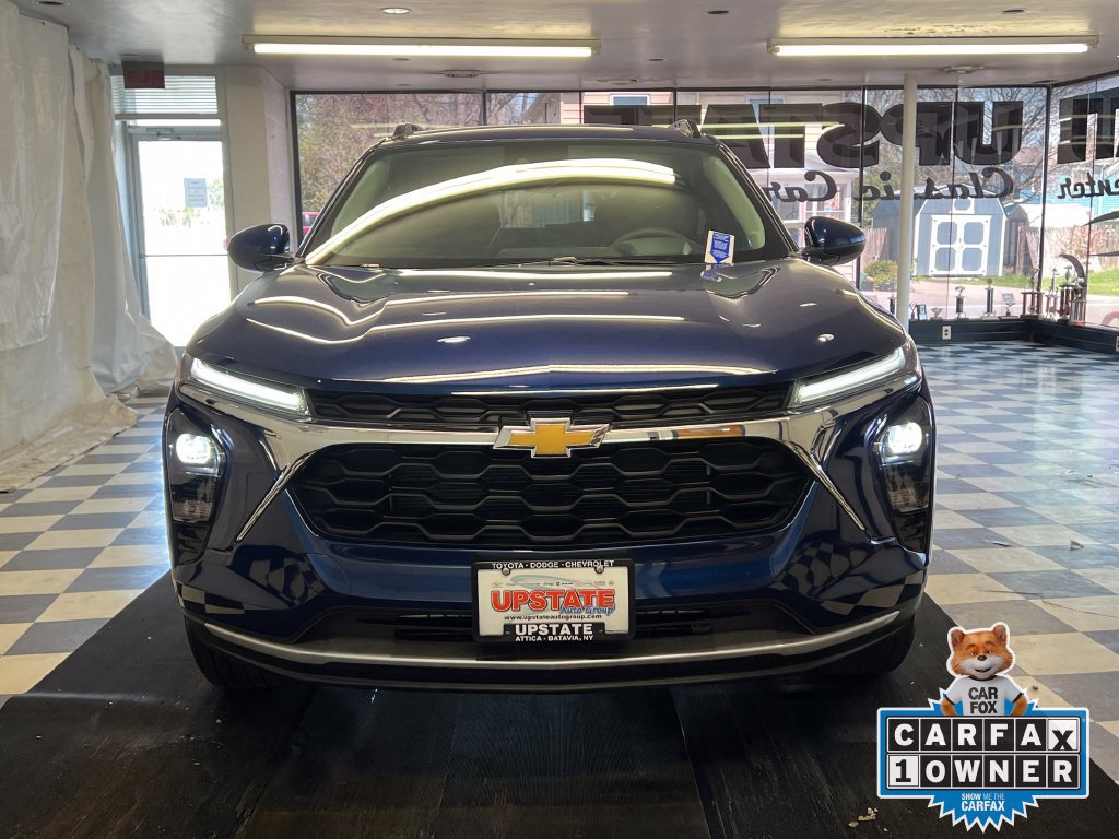 Used 2024 Chevrolet Trax LT FWD image 3