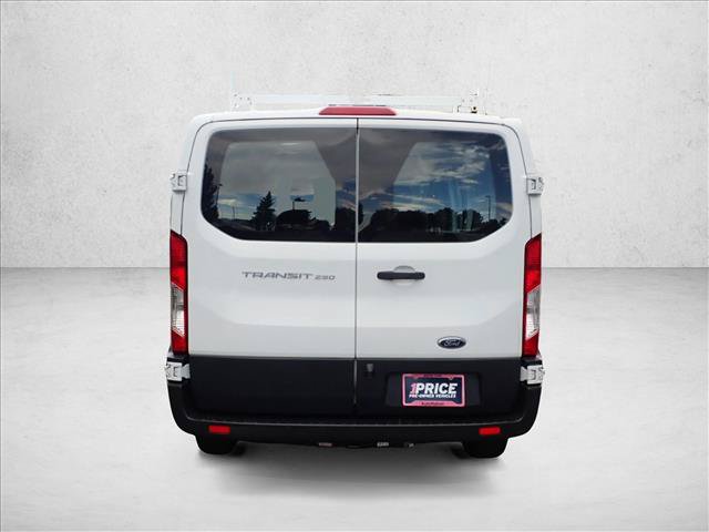 Used 2017 Ford Transit 250 130 Low Roof RWD video 3