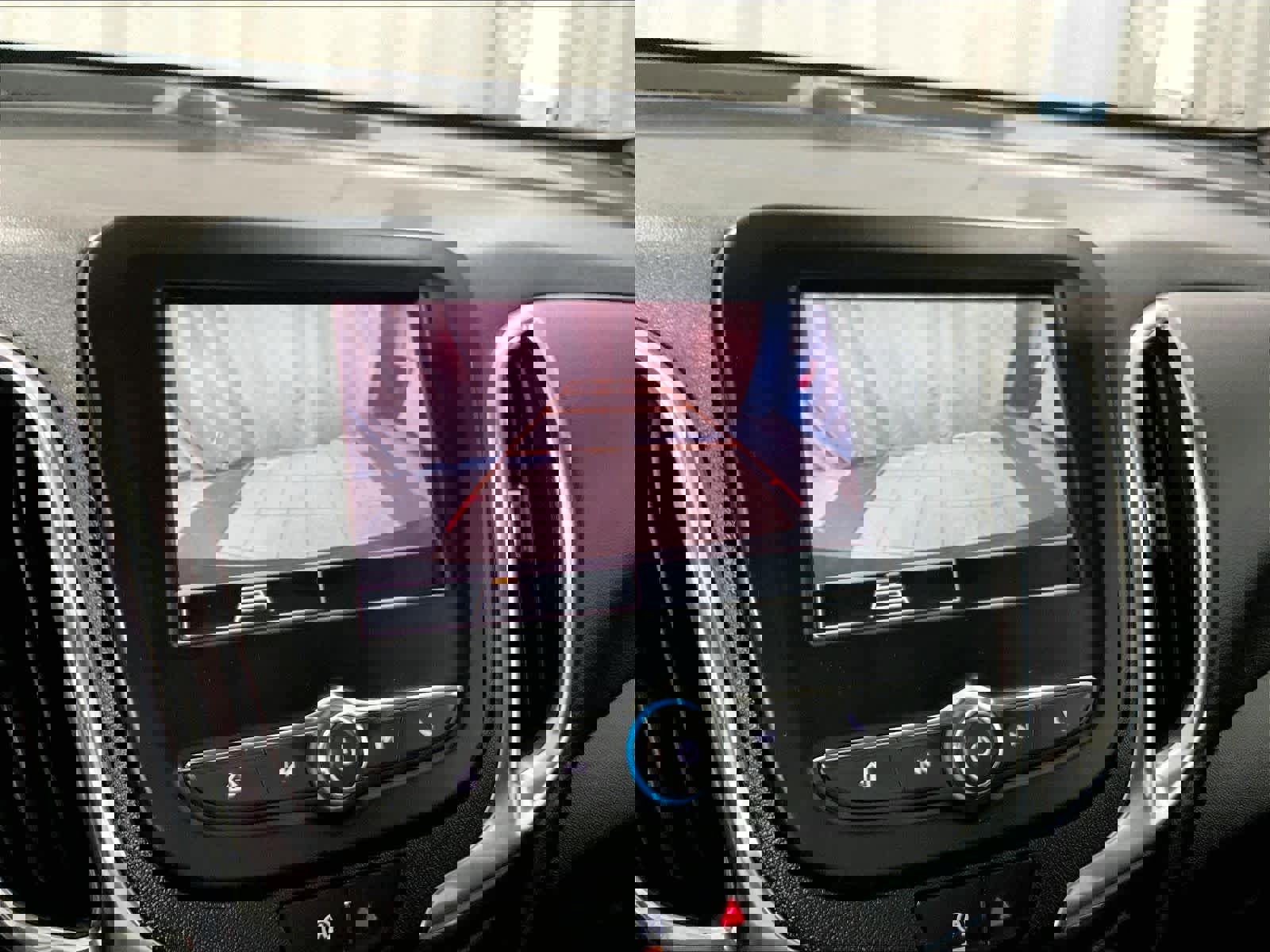 Used 2022 Chevrolet Equinox LT image 19