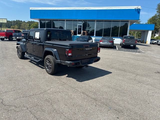 Used 2024 Jeep Gladiator Sport AWD/4WD image 30